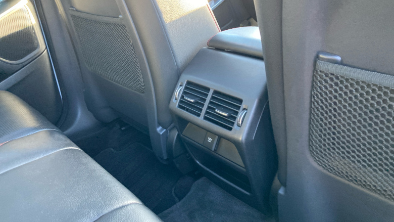 Jaguar E-Pace 2.0d [180] Chequered Flag Edition 5dr Auto Diesel Estate